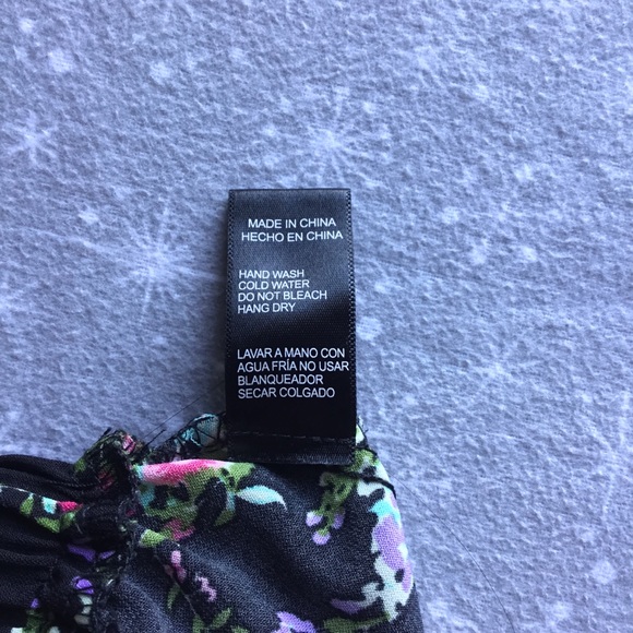 Floral skirt 🌸 - Picture 5 of 5